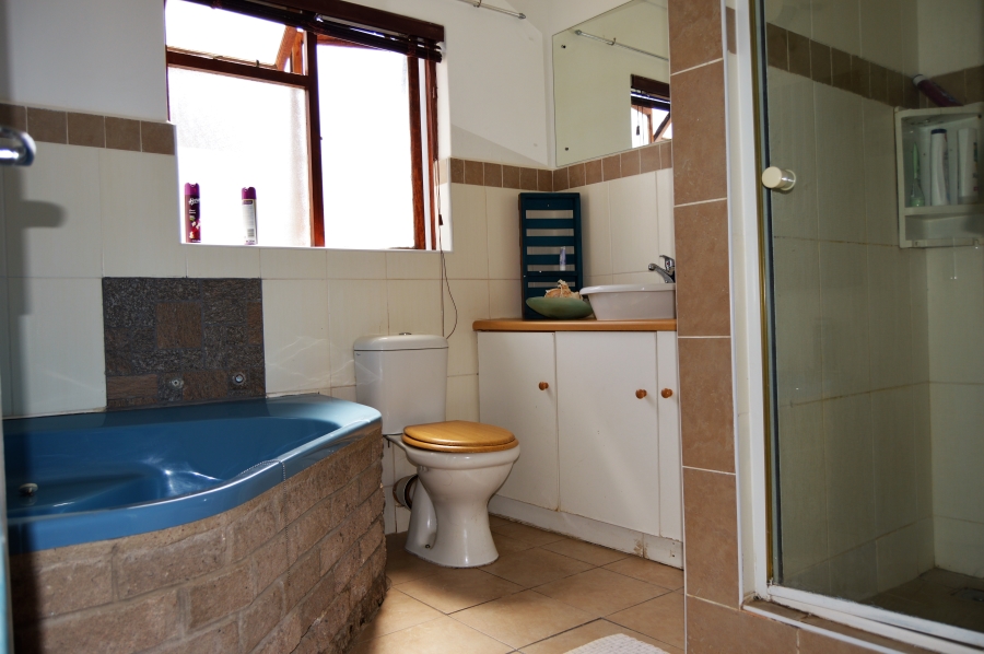 4 Bedroom Property for Sale in Britannia Bay Western Cape
